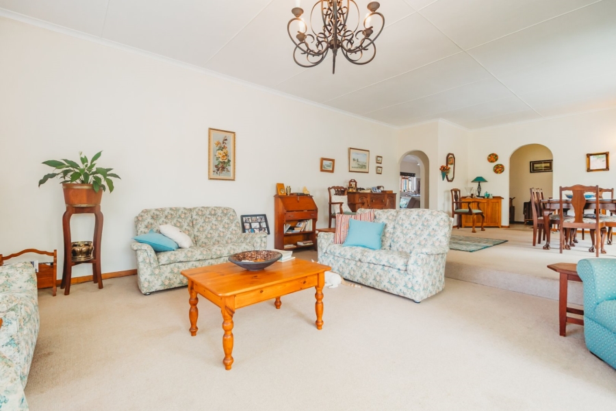 4 Bedroom Property for Sale in Denver Park Western Cape